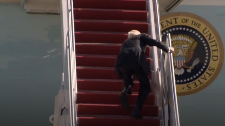 REPORT: White House Aides Prohibit Biden From Walking Solo, Devise Special ‘Routine’ to Stop Him from Falling Over