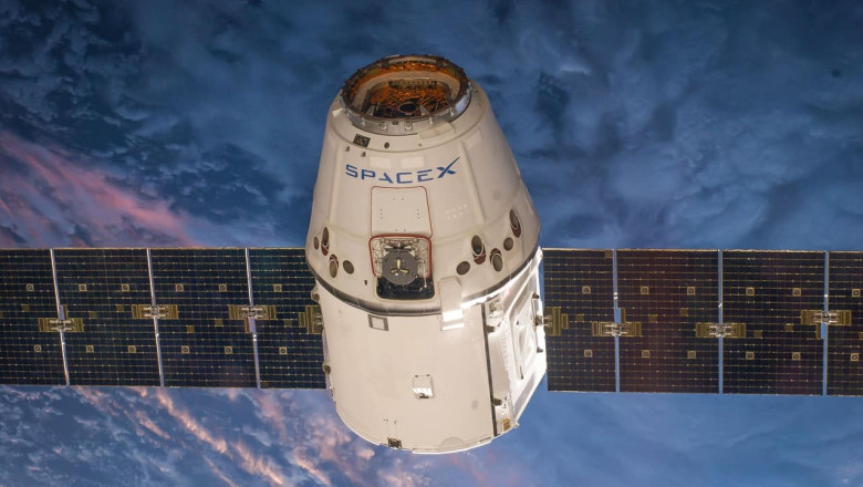 SpaceX set to launch mission to return stranded astronauts