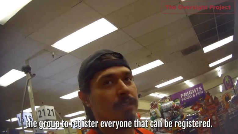 Mexican Man in Phoenix Grocery Store Offers to Register DACA Aliens to Vote (VIDEO)